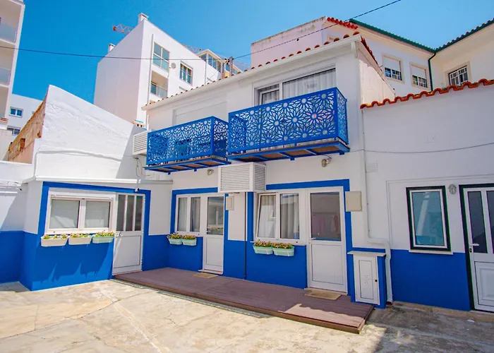 Iris Apartment - Home Dream