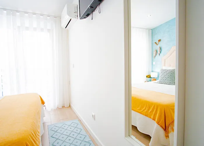 Iris Apartment - Home Dream