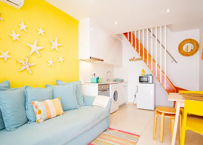 Iris Apartment - Home Dream